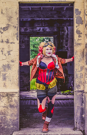 Bombshell Harley Quinn